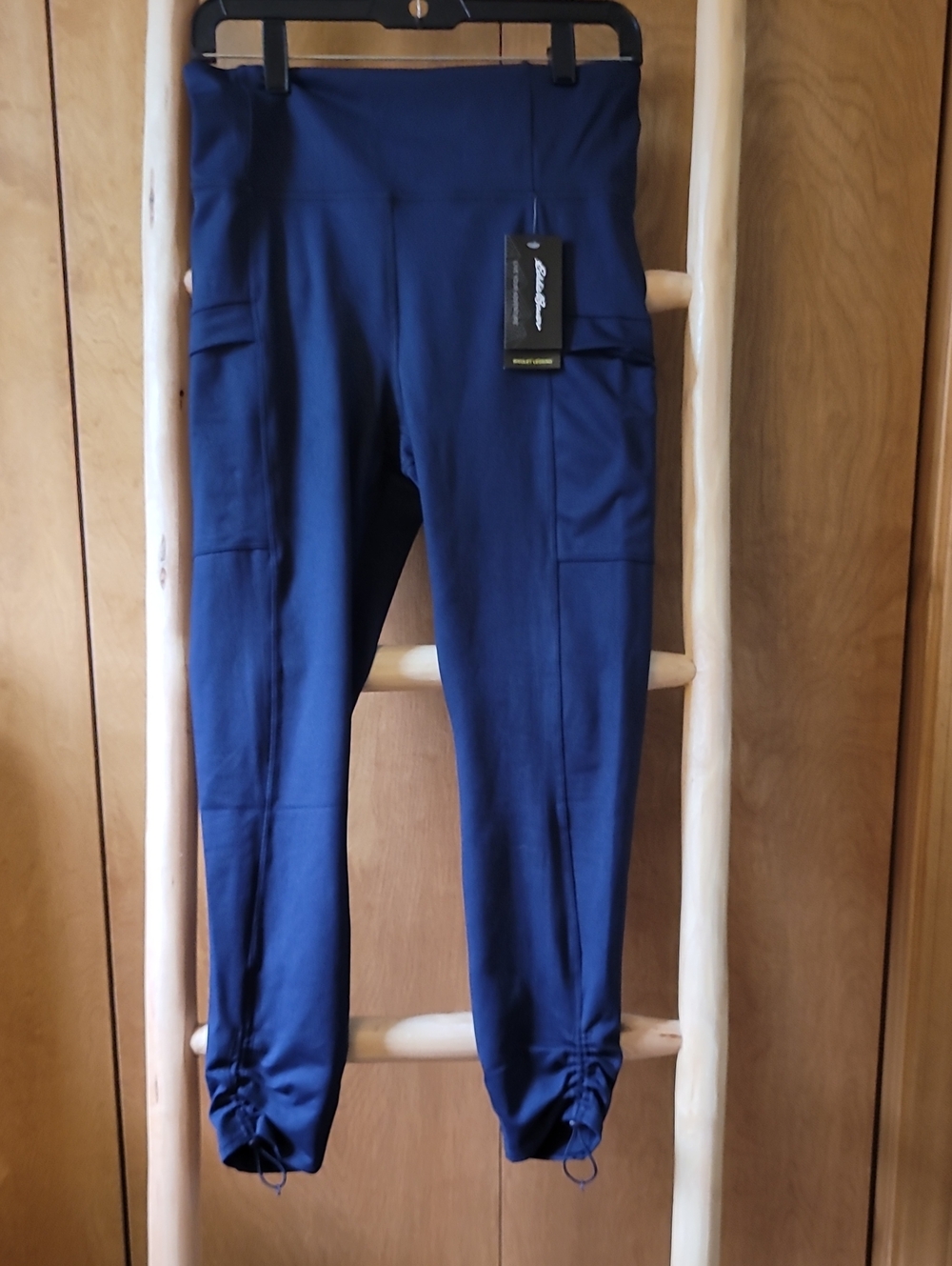 Eddue Bauer Women’s High-Waist Navy Active Leggings with Side Pockets